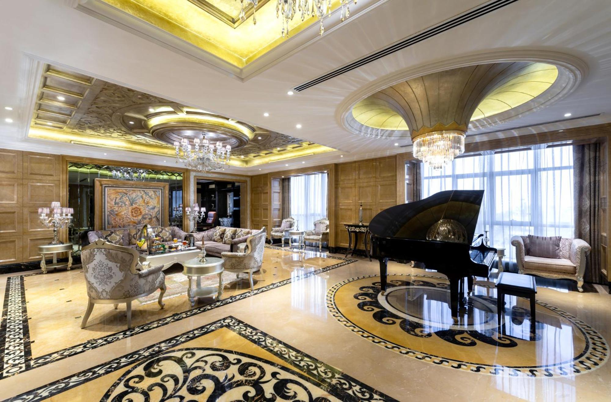 Narcissus Riyadh Hotel & Spa מראה חיצוני תמונה The lobby of the hotel