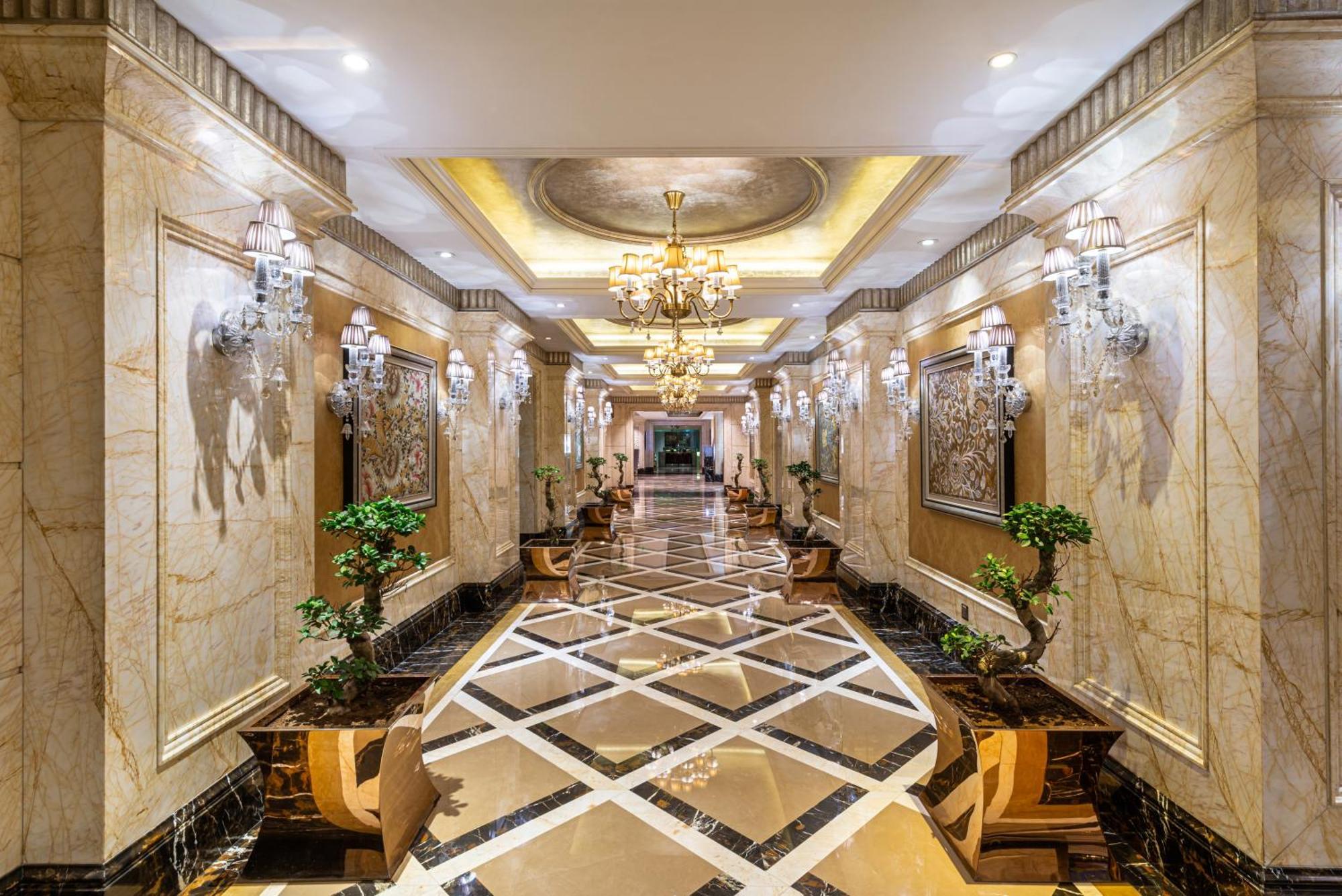 Narcissus Riyadh Hotel & Spa מראה חיצוני תמונה The lobby of the hotel