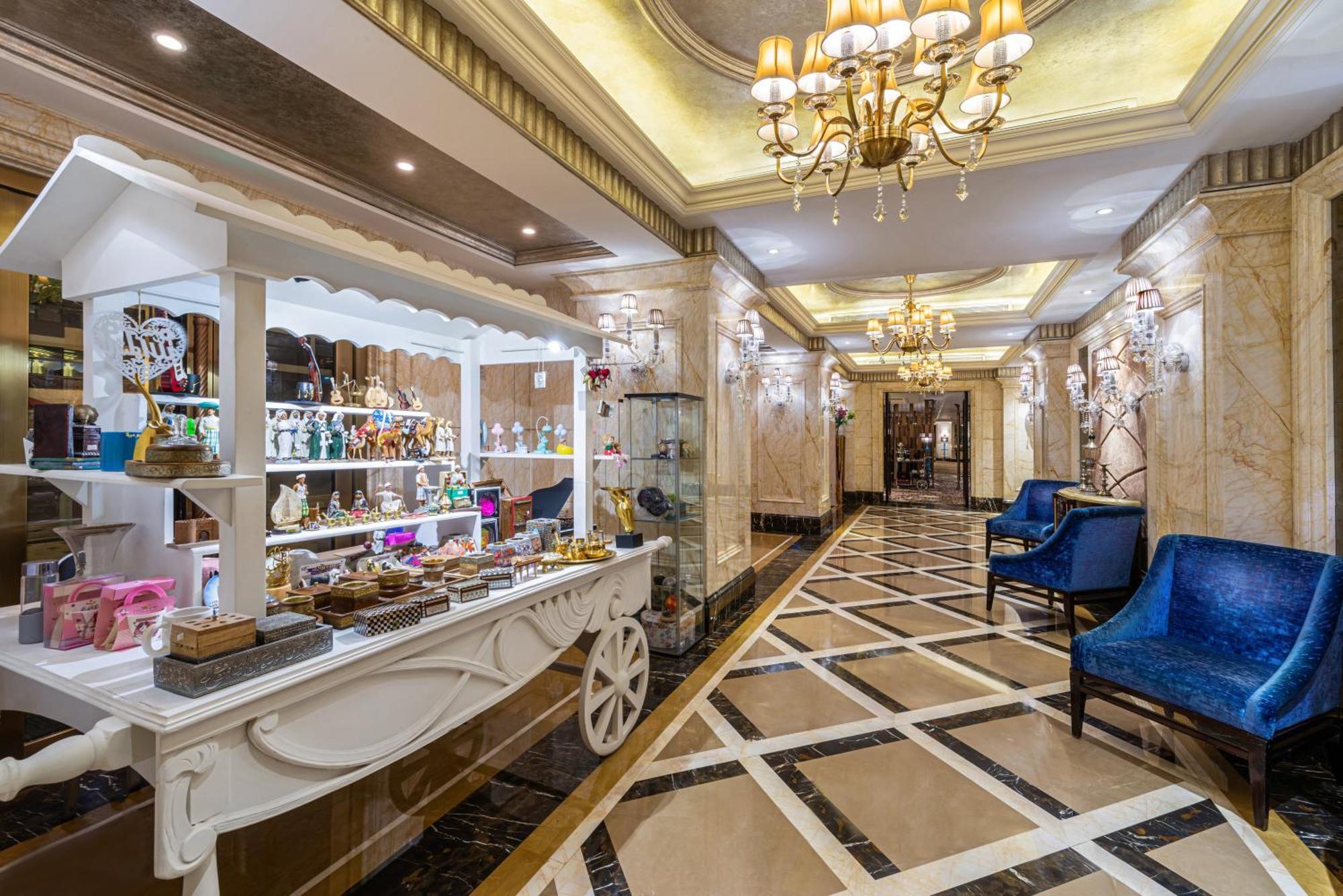 Narcissus Riyadh Hotel & Spa מראה חיצוני תמונה The lobby of the hotel