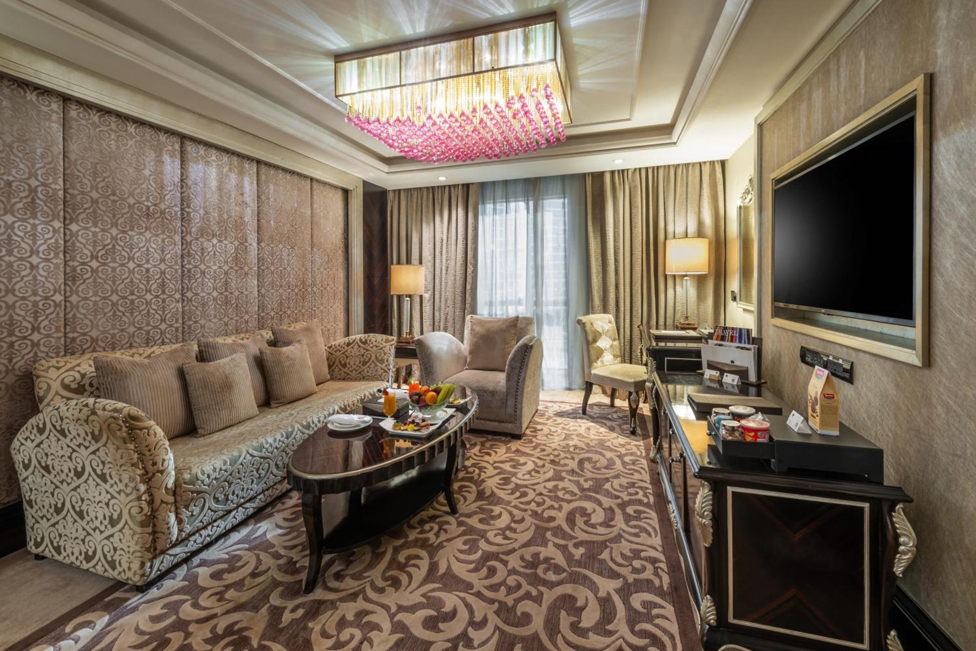 Narcissus Riyadh Hotel & Spa מראה חיצוני תמונה A suite at the hotel