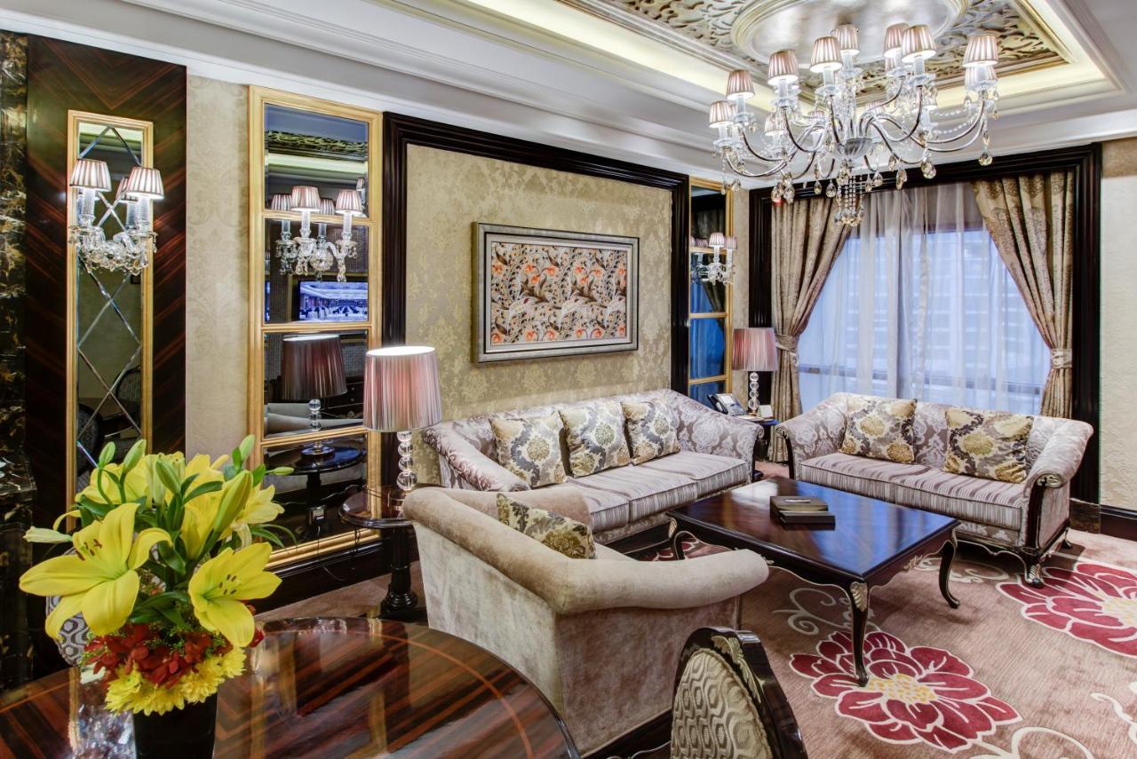 Narcissus Riyadh Hotel & Spa מראה חיצוני תמונה A living room in a luxury home